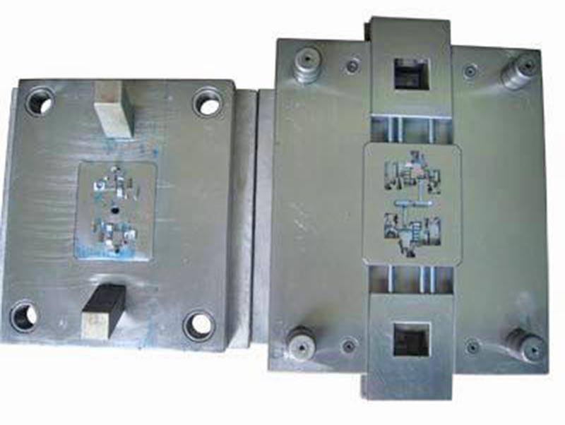 黎川精密塑料模-01